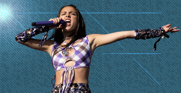 Olivia Rodrigo Hands Out Condoms, Plan B at St. Louis Concert